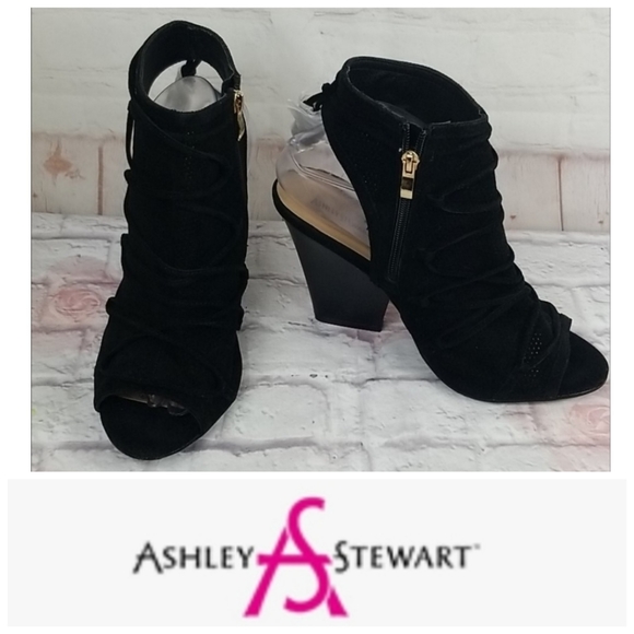 NWOT Ashley Stewart Black Wedge Boot - Picture 1 of 9